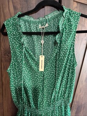 Max Studio Green Polka Dot Ruffled Sleeveless Dress